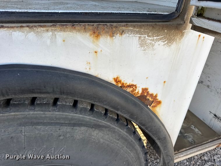 image for item EN0863 2012 International 4300M7 utility / service truck