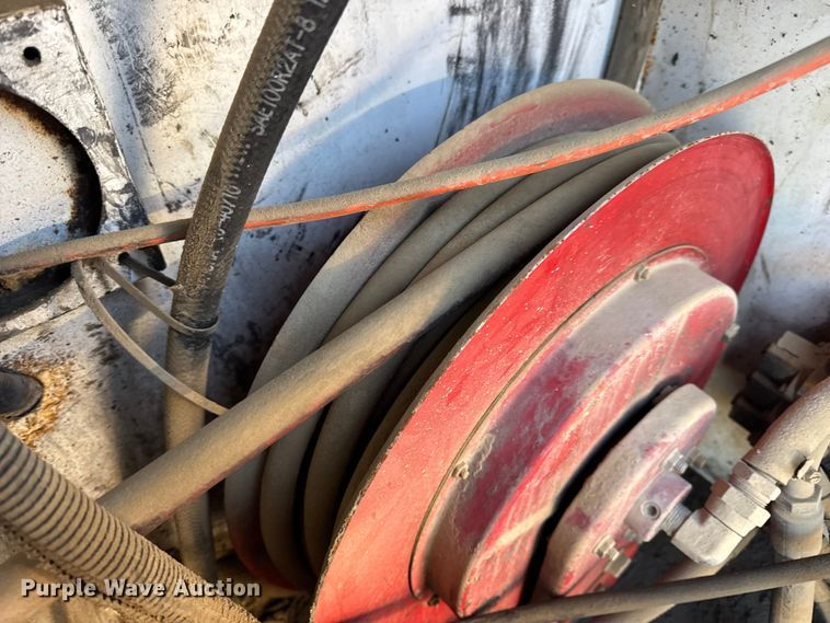 image for item EN0863 2012 International 4300M7 utility / service truck