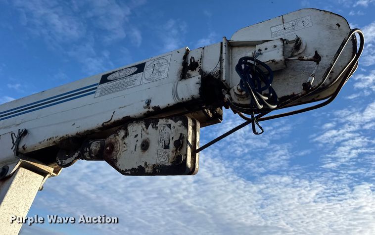 image for item EN0863 2012 International 4300M7 utility / service truck