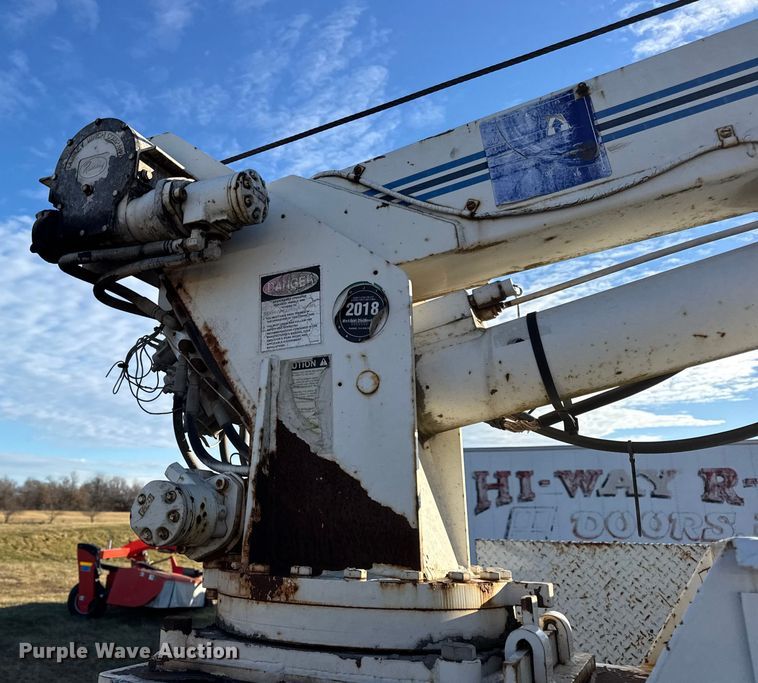 image for item EN0863 2012 International 4300M7 utility / service truck