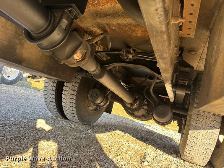 image for item EN0863 2012 International 4300M7 utility / service truck