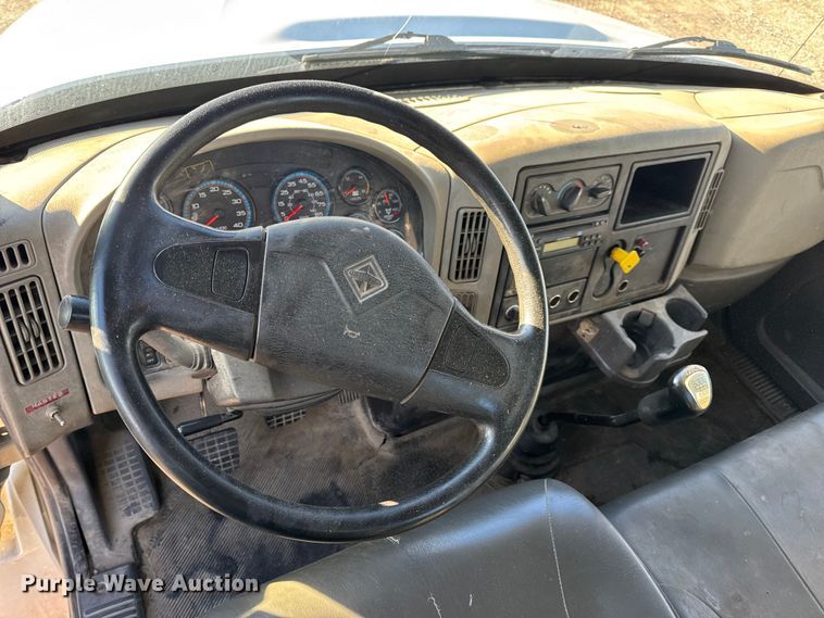 image for item EN0863 2012 International 4300M7 utility / service truck