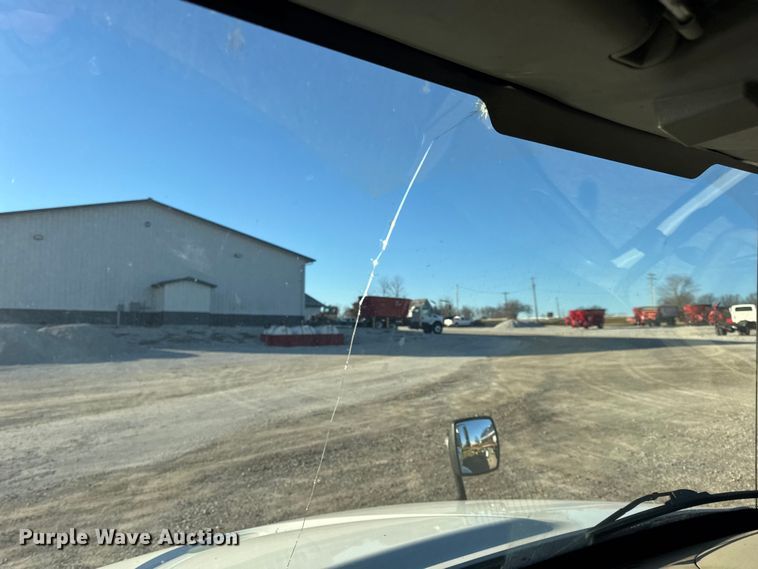 image for item EN0863 2012 International 4300M7 utility / service truck