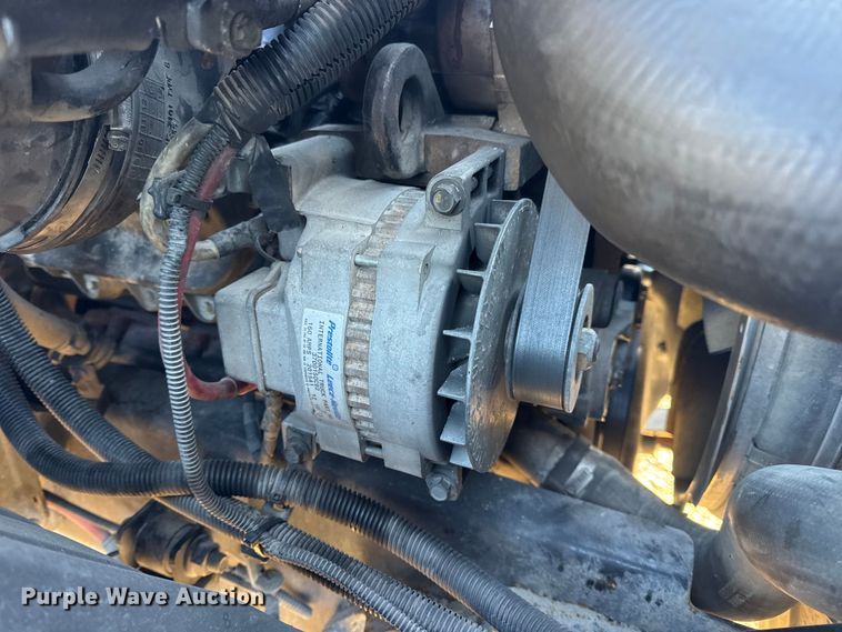 image for item EN0863 2012 International 4300M7 utility / service truck