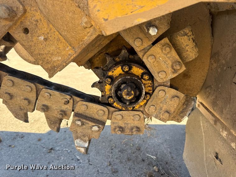 image for item EN0867 2006 Vermeer RT350 trencher