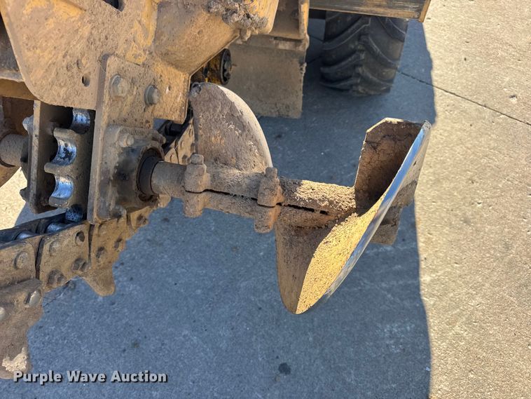 image for item EN0867 2006 Vermeer RT350 trencher