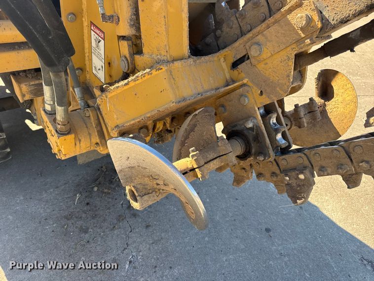 image for item EN0867 2006 Vermeer RT350 trencher