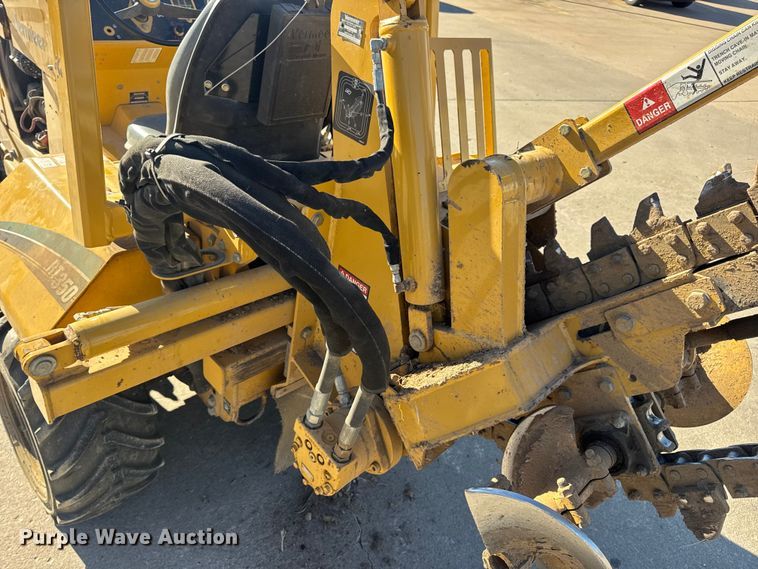 image for item EN0867 2006 Vermeer RT350 trencher