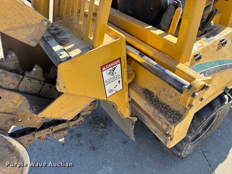 image for item EN0867 2006 Vermeer RT350 trencher
