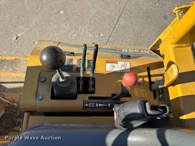 image for item EN0867 2006 Vermeer RT350 trencher