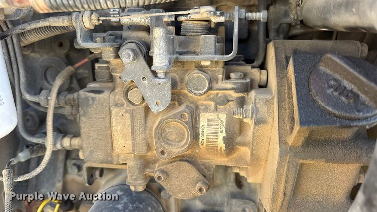 image for item EN0867 2006 Vermeer RT350 trencher