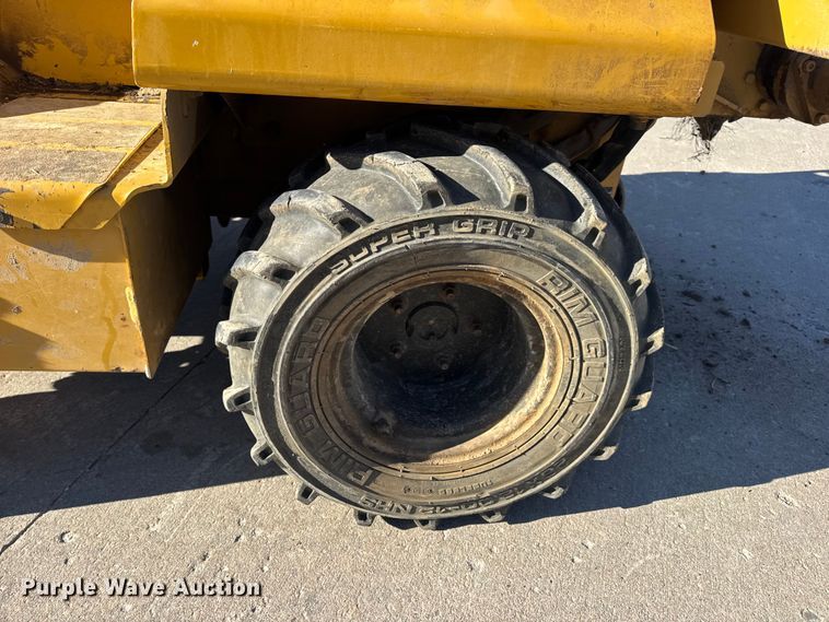 image for item EN0867 2006 Vermeer RT350 trencher