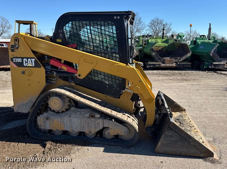 image for item EN0871 2017 Caterpillar 239D tracked skid steer loader