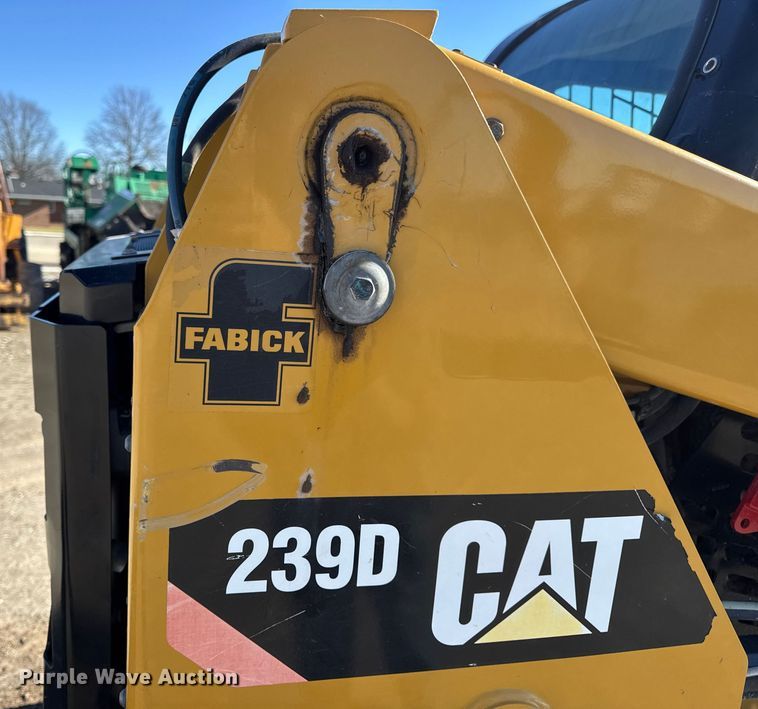 image for item EN0871 2017 Caterpillar 239D tracked skid steer loader