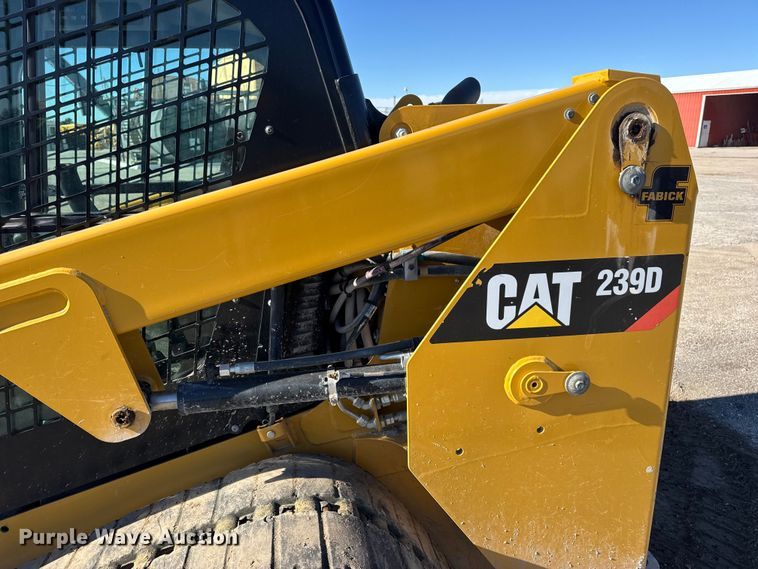 image for item EN0871 2017 Caterpillar 239D tracked skid steer loader
