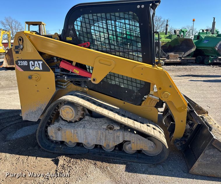 image for item EN0871 2017 Caterpillar 239D tracked skid steer loader