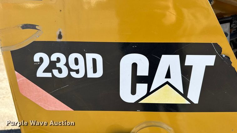 image for item EN0871 2017 Caterpillar 239D tracked skid steer loader