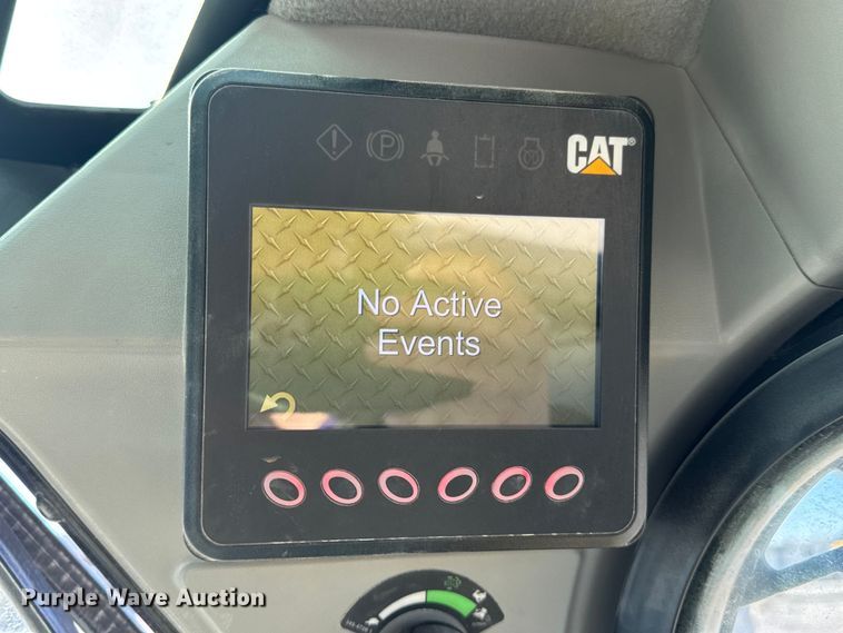 image for item EN0871 2017 Caterpillar 239D tracked skid steer loader