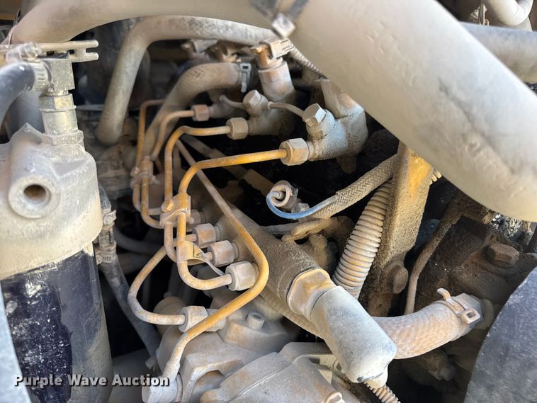 image for item EN0871 2017 Caterpillar 239D tracked skid steer loader