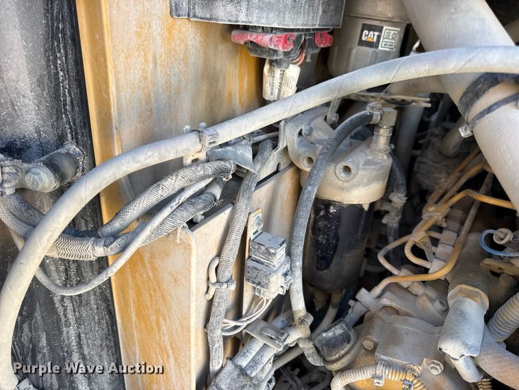 image for item EN0871 2017 Caterpillar 239D tracked skid steer loader