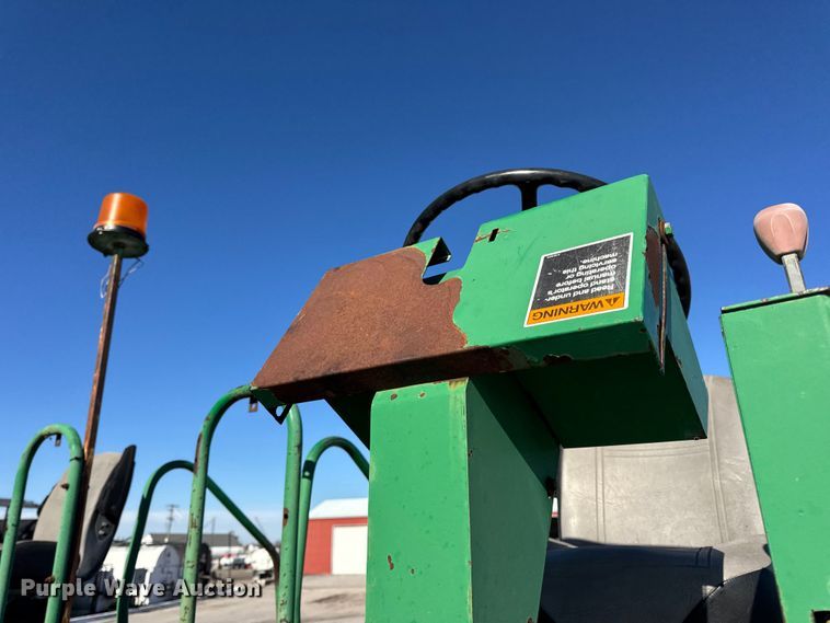 image for item EN0872 Barber-Greene BG240B screed