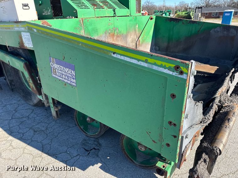 image for item EN0872 Barber-Greene BG240B screed