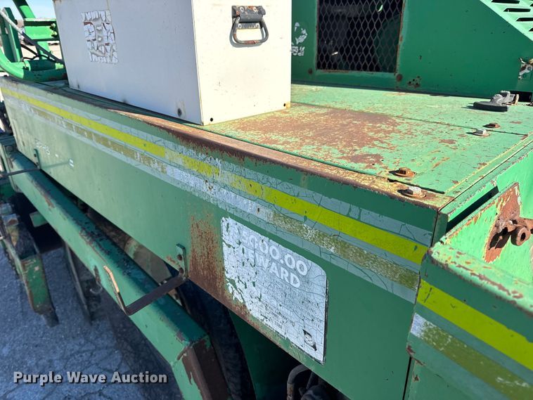 image for item EN0872 Barber-Greene BG240B screed