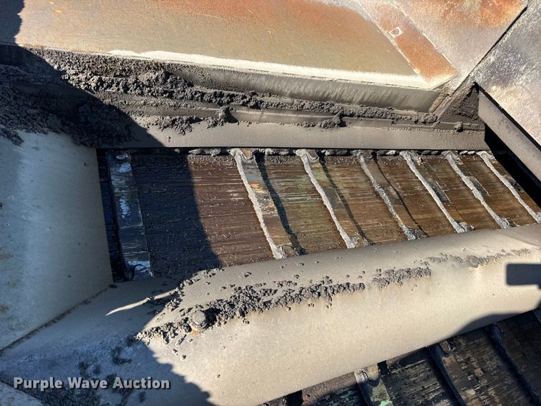 image for item EN0872 Barber-Greene BG240B screed