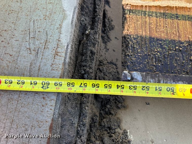 image for item EN0872 Barber-Greene BG240B screed