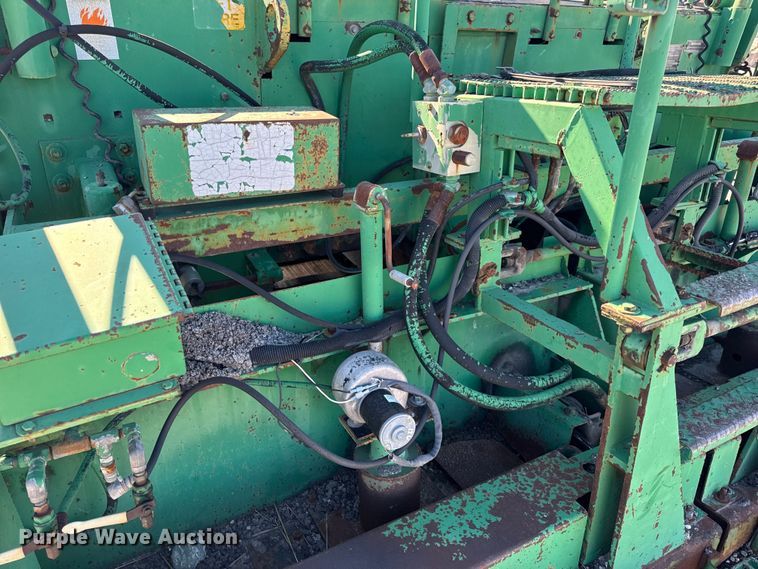 image for item EN0872 Barber-Greene BG240B screed