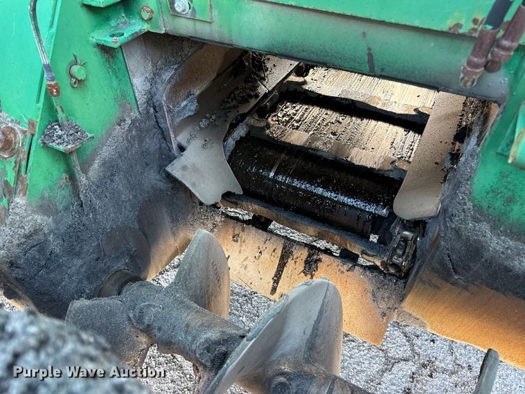 image for item EN0872 Barber-Greene BG240B screed