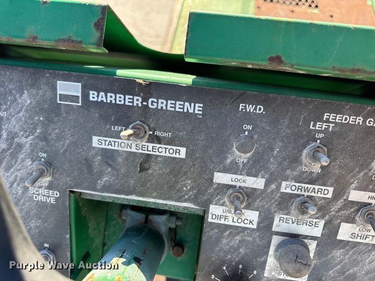 image for item EN0872 Barber-Greene BG240B screed