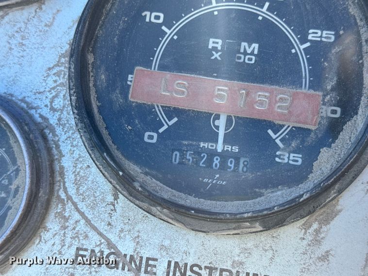 image for item EN0872 Barber-Greene BG240B screed