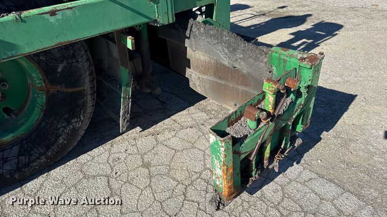 image for item EN0872 Barber-Greene BG240B screed