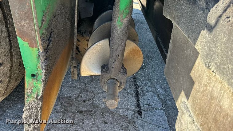 image for item EN0872 Barber-Greene BG240B screed