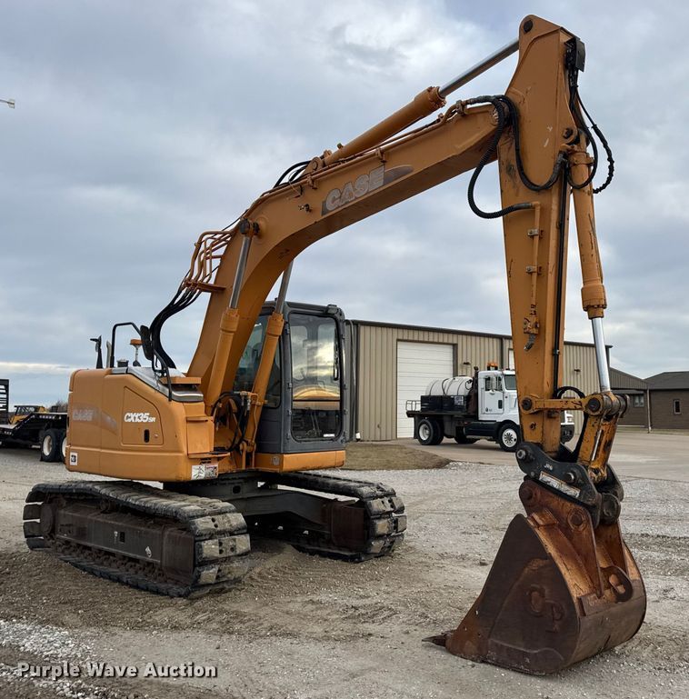 image for item EN0874 2007 Case CX135SR excavator