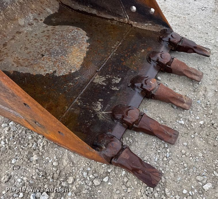 image for item EN0874 2007 Case CX135SR excavator