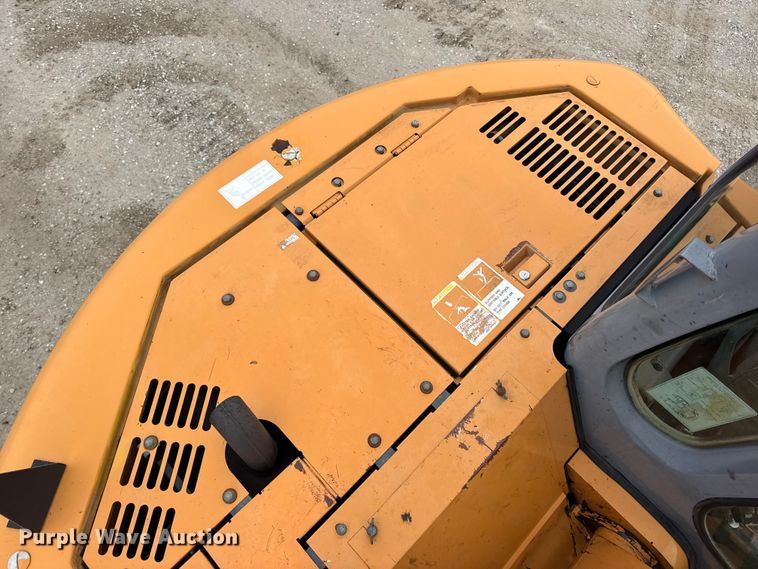 image for item EN0874 2007 Case CX135SR excavator