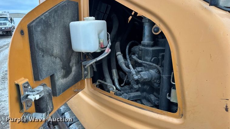 image for item EN0874 2007 Case CX135SR excavator