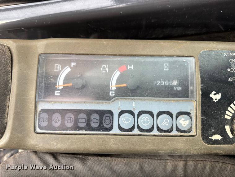 image for item EN0874 2007 Case CX135SR excavator