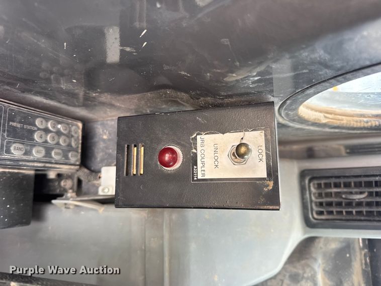 image for item EN0874 2007 Case CX135SR excavator