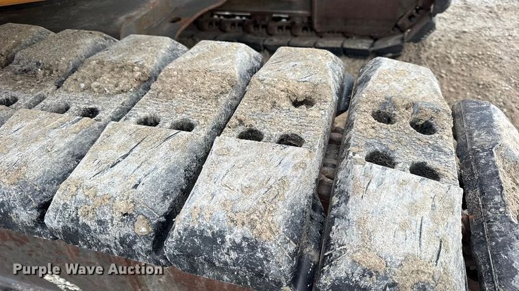 image for item EN0874 2007 Case CX135SR excavator