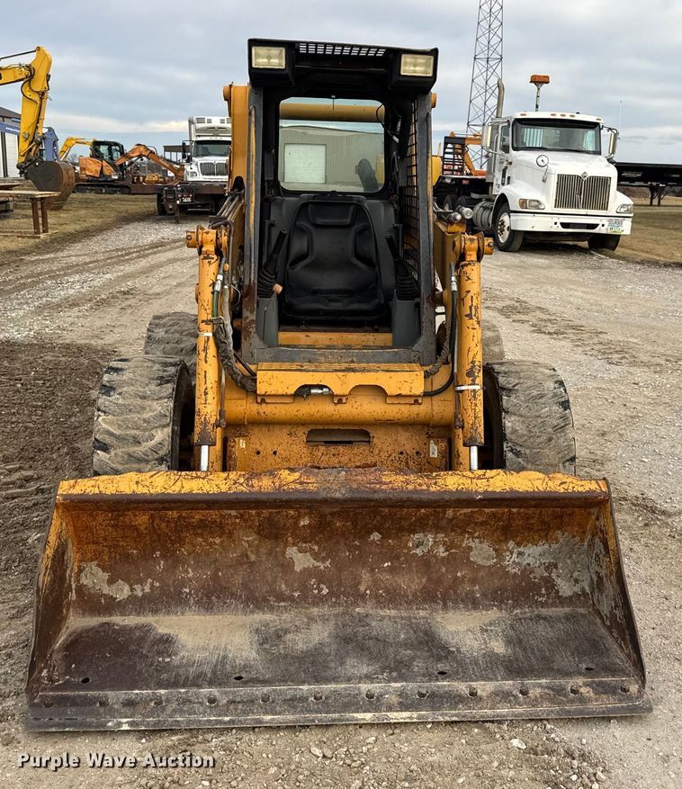 image for item EN0875 1999 Case 75XT skid steer loader