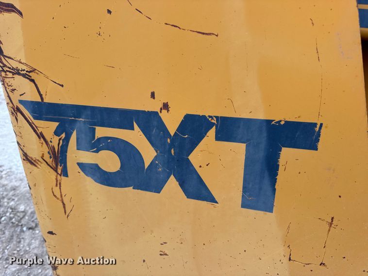 image for item EN0875 1999 Case 75XT skid steer loader