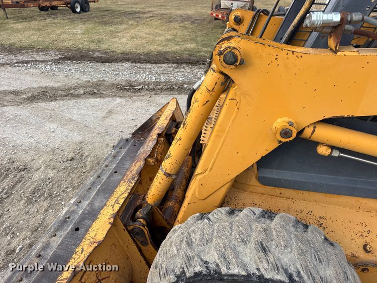 image for item EN0875 1999 Case 75XT skid steer loader