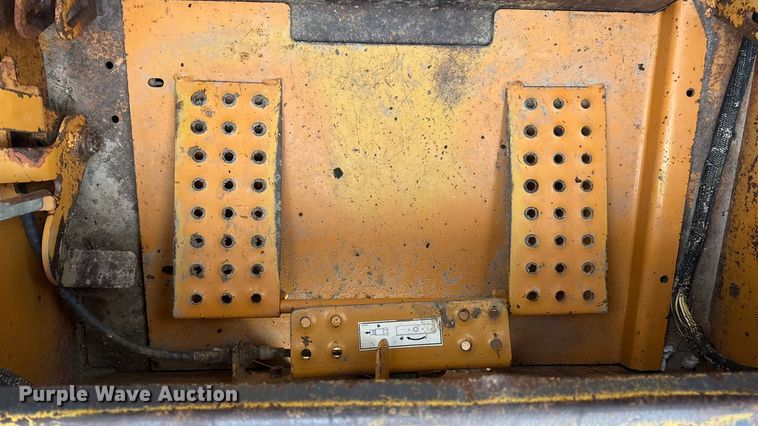 image for item EN0875 1999 Case 75XT skid steer loader