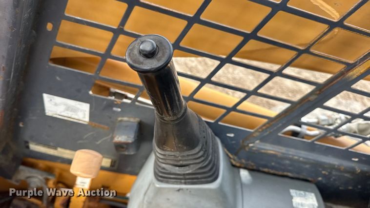 image for item EN0875 1999 Case 75XT skid steer loader