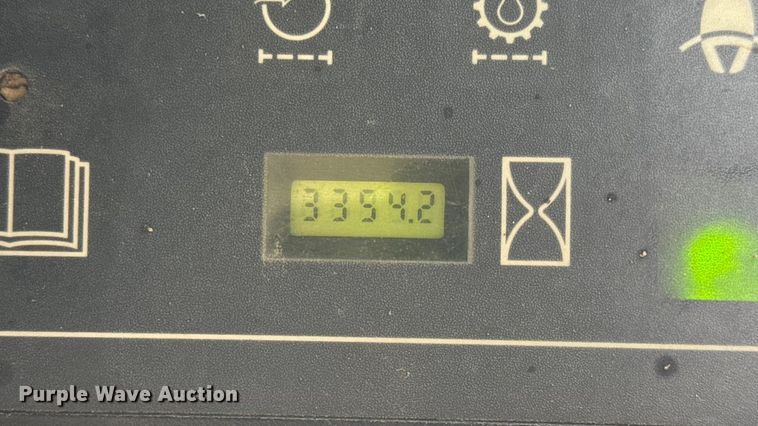 image for item EN0875 1999 Case 75XT skid steer loader