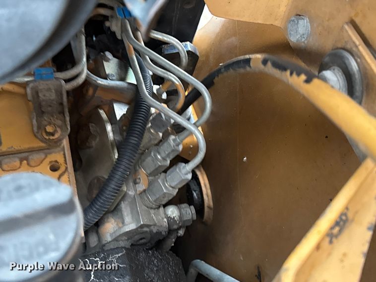 image for item EN0875 1999 Case 75XT skid steer loader