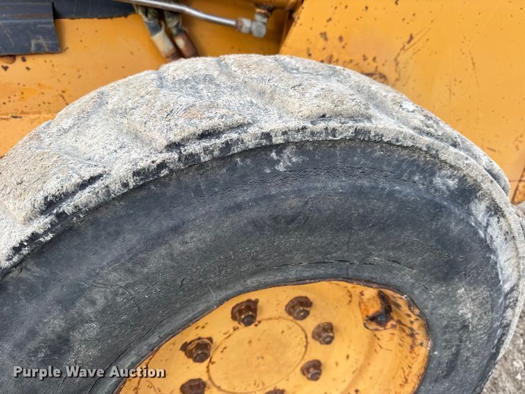 image for item EN0875 1999 Case 75XT skid steer loader